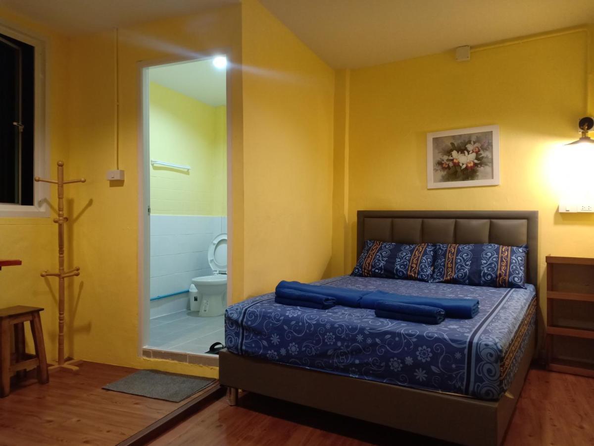 Отель Santo House Бангкок Экстерьер фото